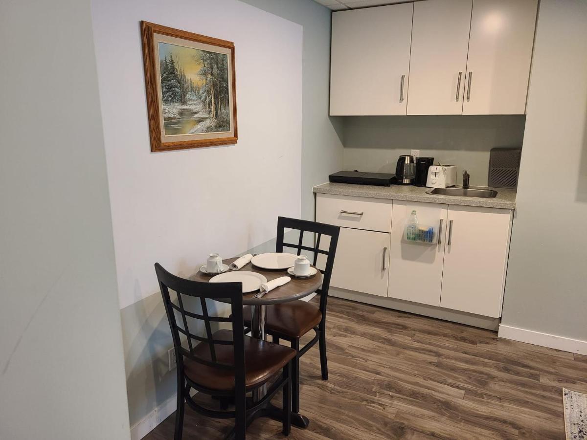 Winnipeg Peace Home Bagian luar foto