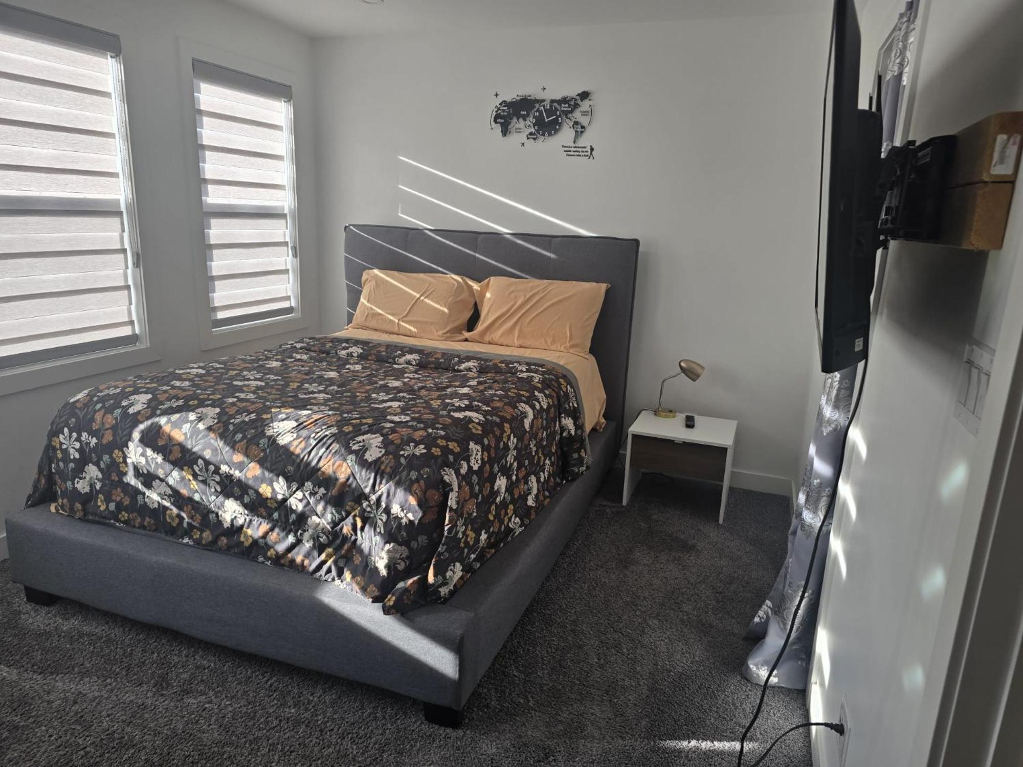 Winnipeg Peace Home Bagian luar foto