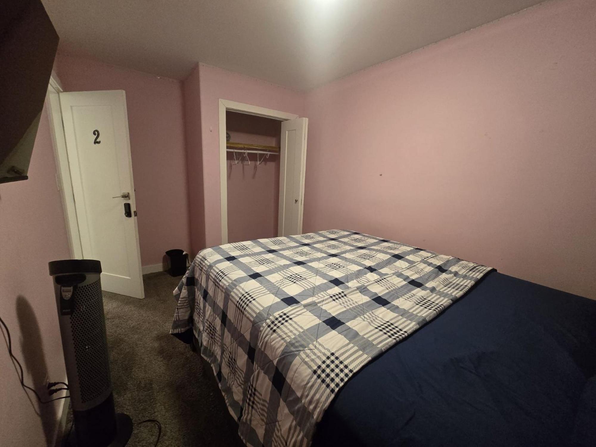 Winnipeg Peace Home Bagian luar foto